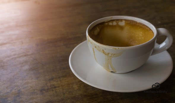 如何从杯子中清除咖啡渍